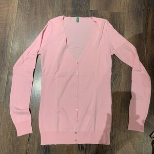 NWOT pink Benetton sweater - never worn.
